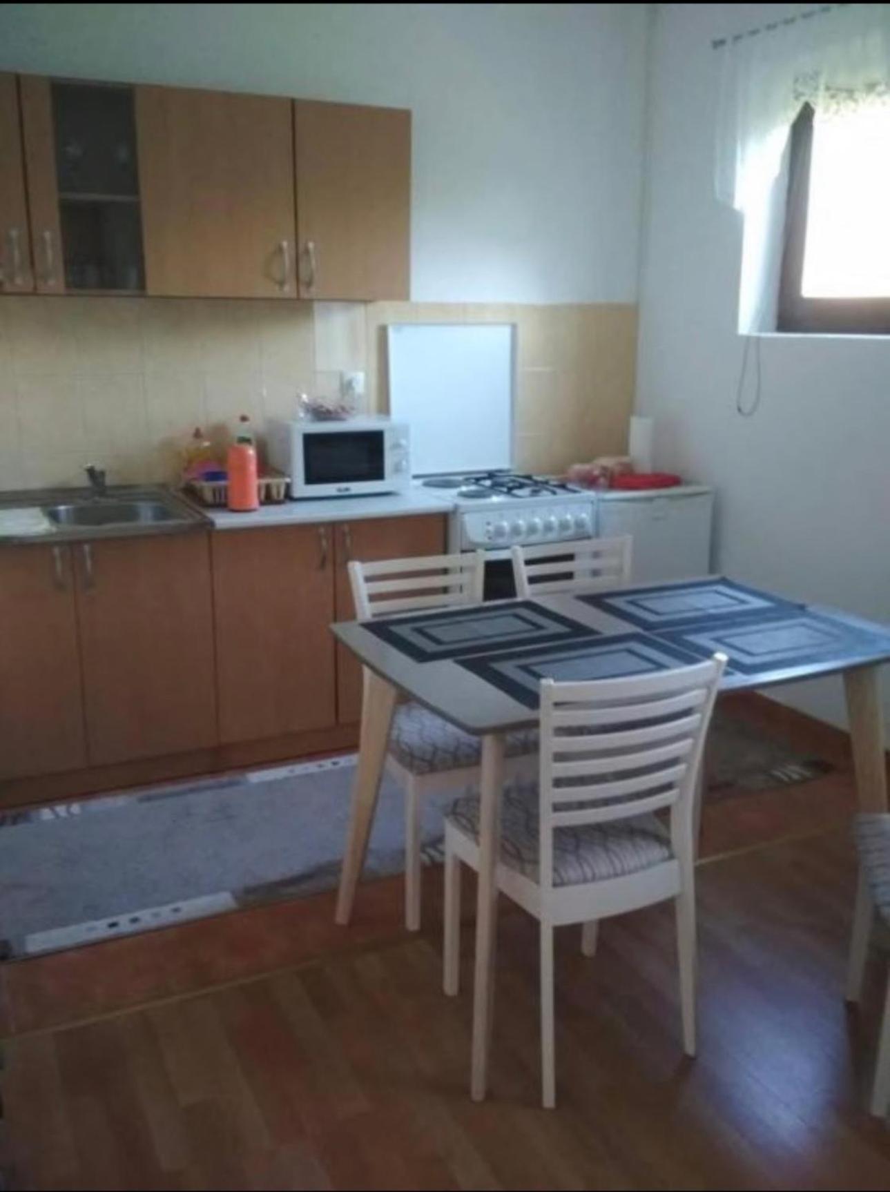 Apartman Jezerce 71 Apartment Bagian luar foto