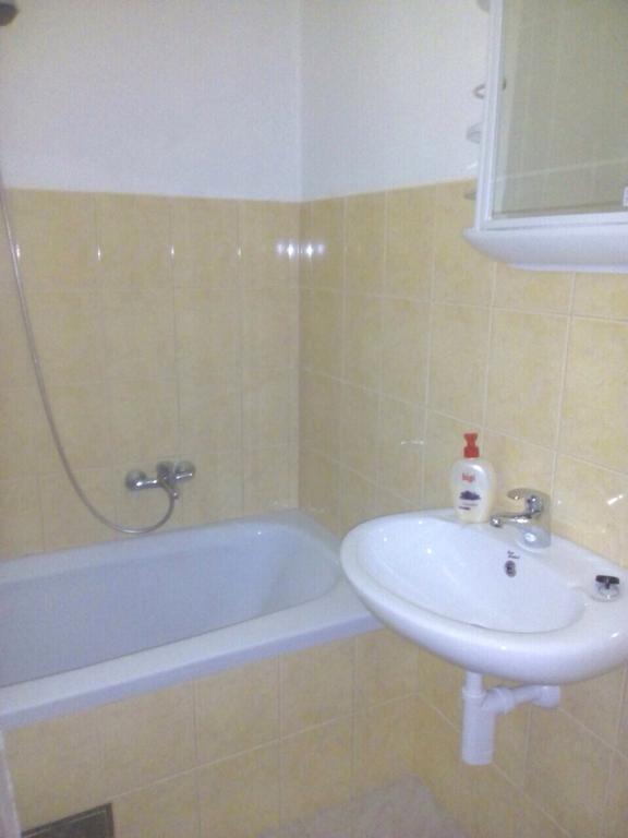 Apartman Jezerce 71 Apartment Bagian luar foto