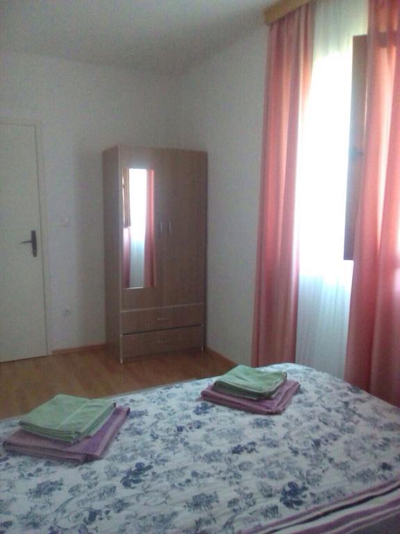 Apartman Jezerce 71 Apartment Bagian luar foto