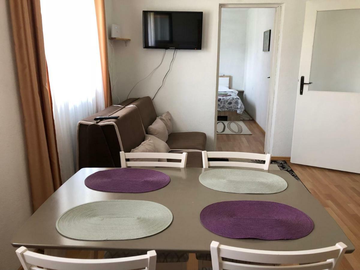 Apartman Jezerce 71 Apartment Bagian luar foto